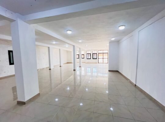 #GVL_RATOMA_LOGEMENT #BUREAU à louer à #KALOUM. (