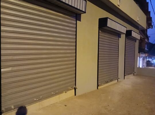 1 #Magasin a LOUER au plein coeur de #LAMBAGNI bor