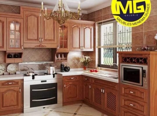 CUISINES MODERNES EN BOIS MASSIF