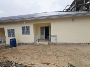 Mini villa en location a kipe