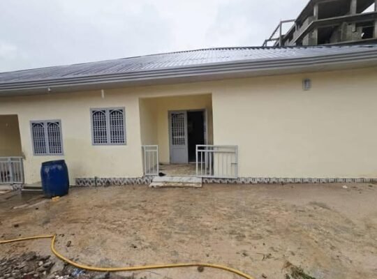Mini villa en location a kipe