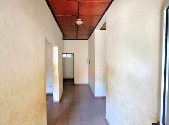 maison en vente à Kagbelen (tobolon marché) dans