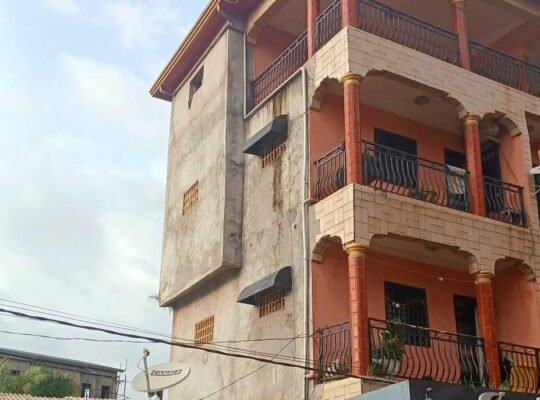 IMMEUBLE À VENDRE – SONFONIA CANAL | CONAKRY !! P
