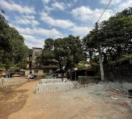 un terrain à vendre